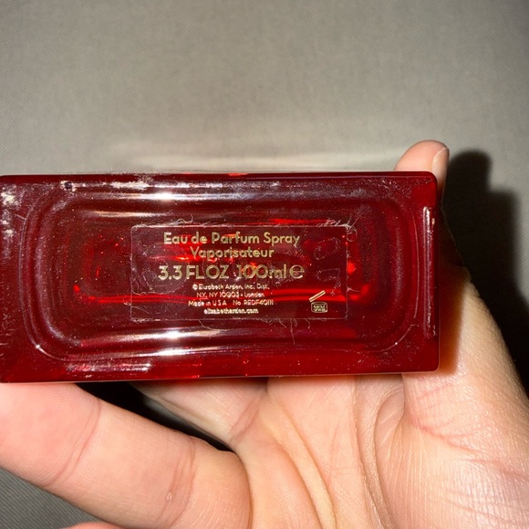 Elizabeth Arden Deep Red Perfume Bottle - Picture 3 of 3